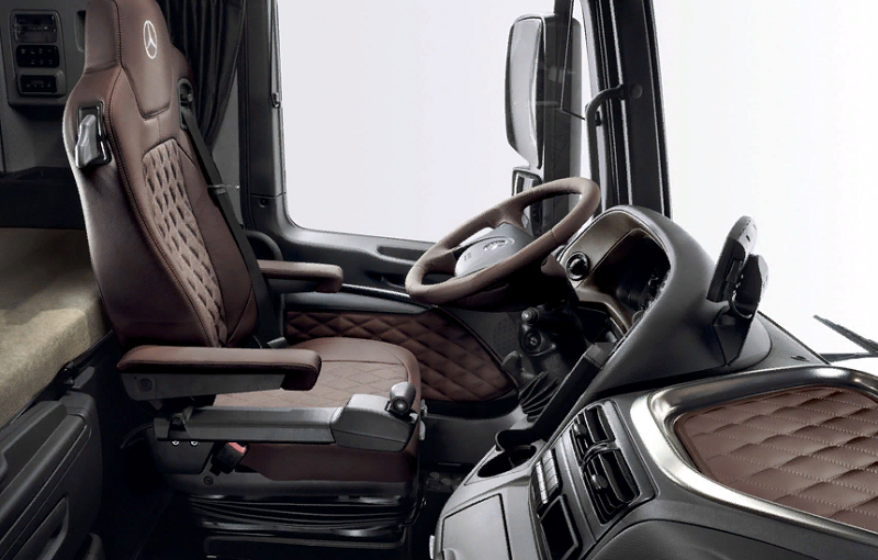 внутреннее пространство кабины